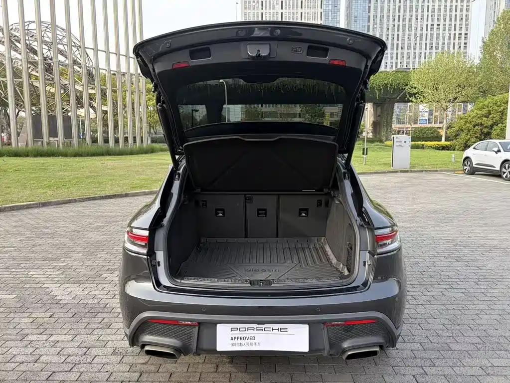 Porsche Macan 2022 — фото 9