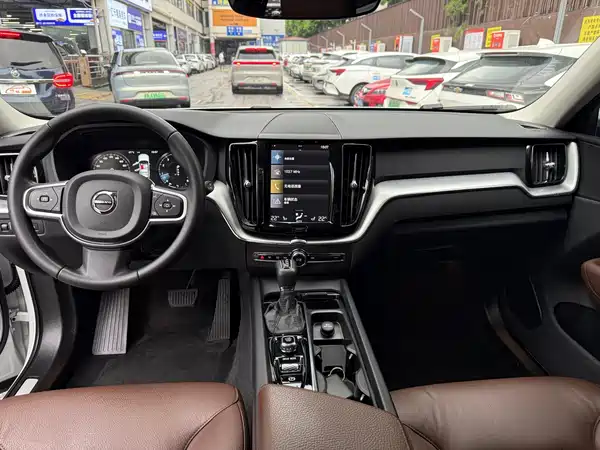 Volvo XC60 2019