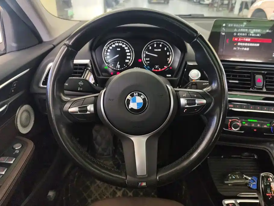 BMW 1 Series 2022 — фото 15