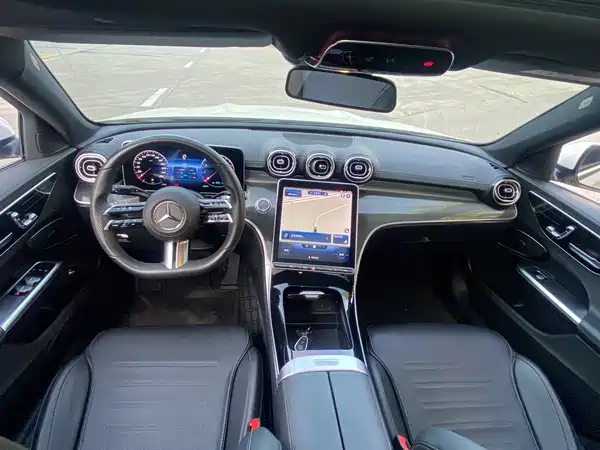 Mercedes-Benz C-Class 2022