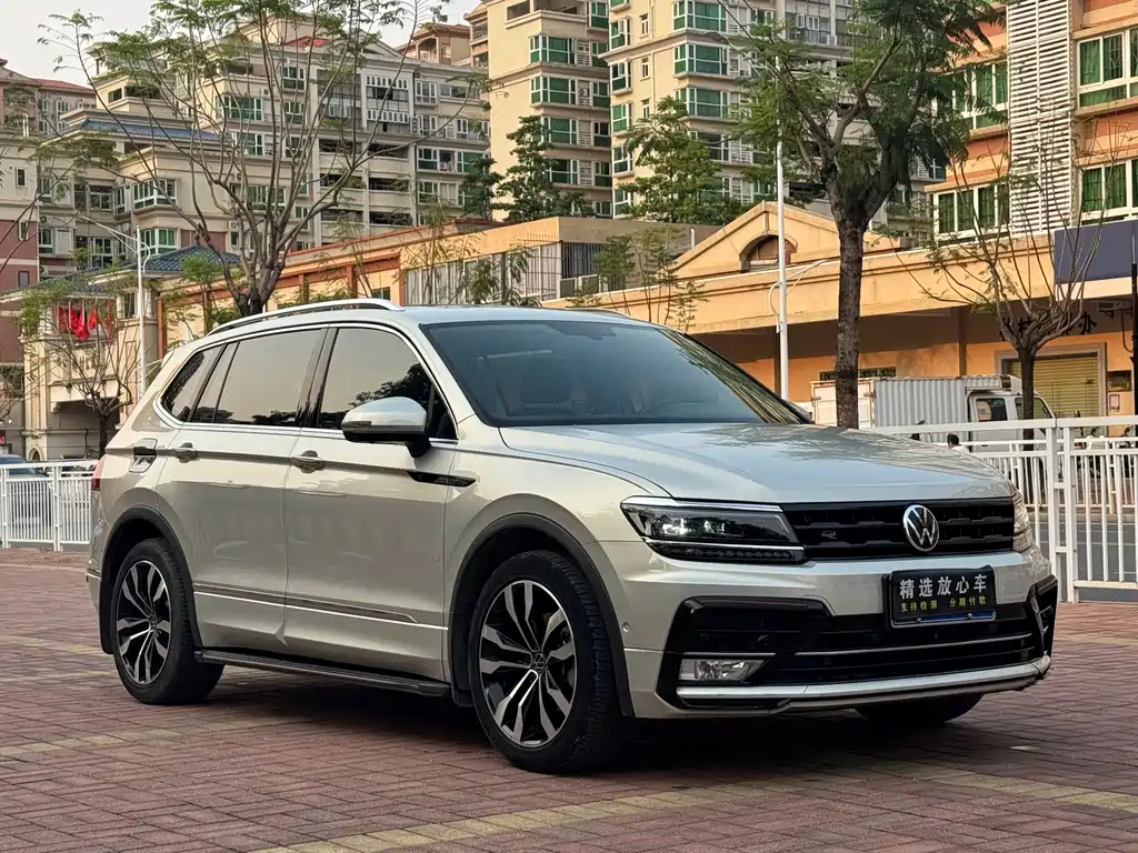 Volkswagen Tiguan L 2021 — фото 3