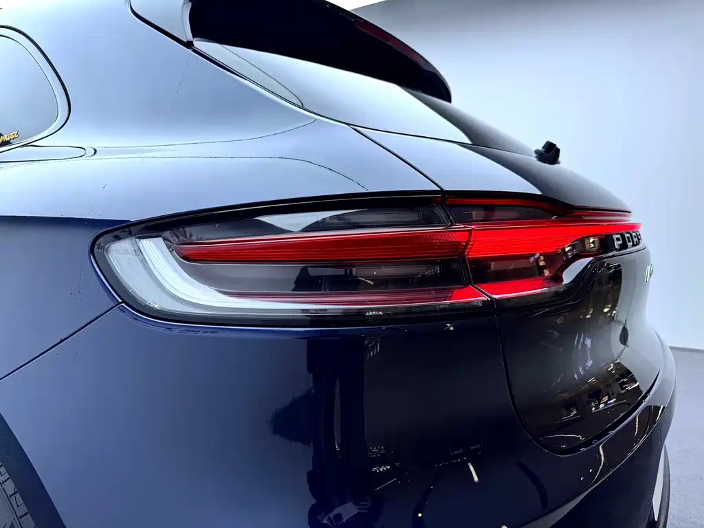 Porsche Macan 2021 — фото 9