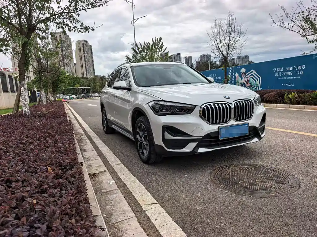 BMW X1 2020 — фото 3