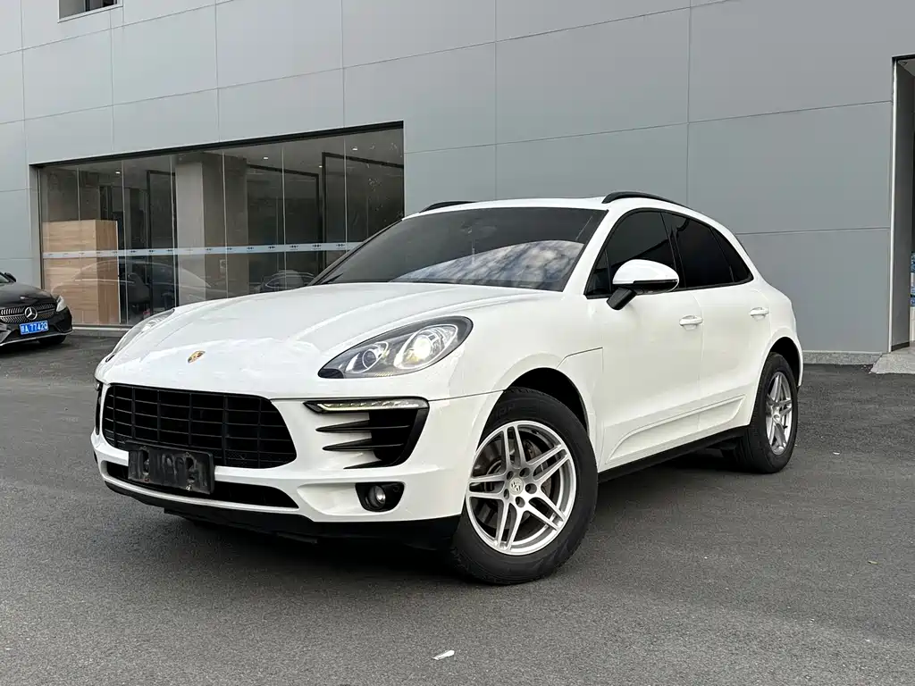 Porsche Macan 2015
