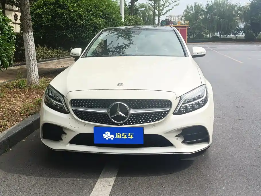 Mercedes-Benz C-Class 2019