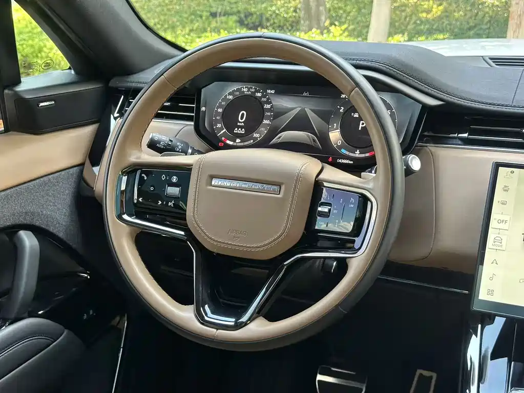 Land Rover Range Rover Sport 2024 — фото 15