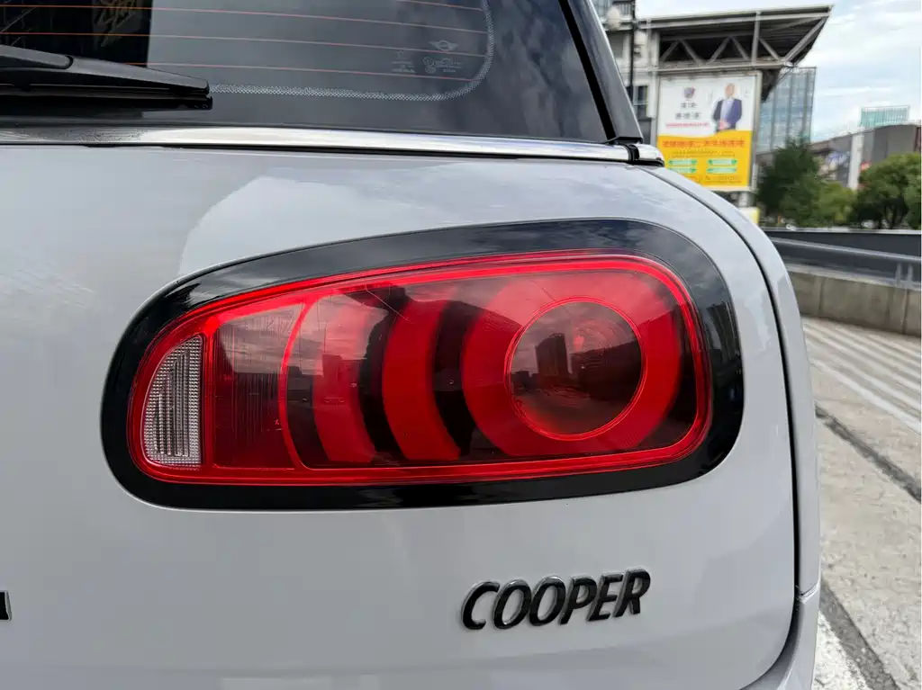 MINI Clubman 2016 — фото 11
