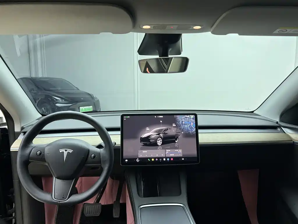 Tesla Model Y 2022 — фото 11