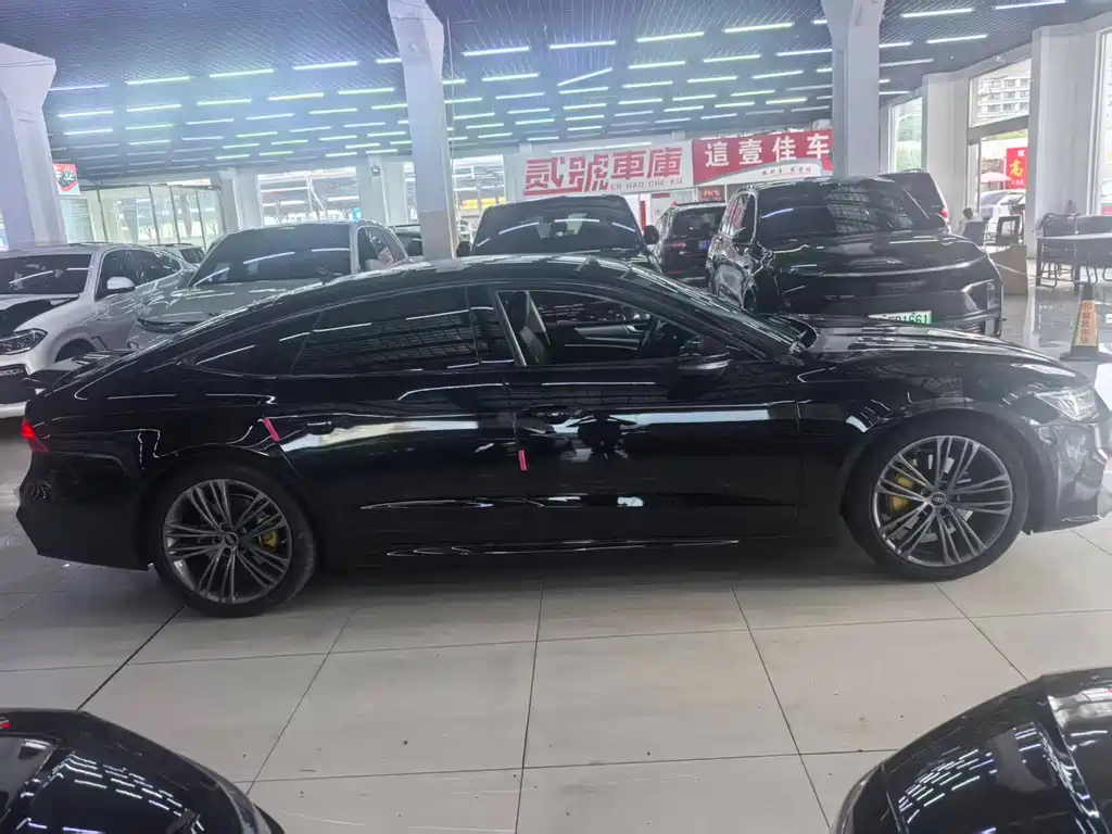 Audi A7 2023