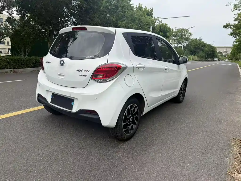 Changan BenBen 2018 — фото 4