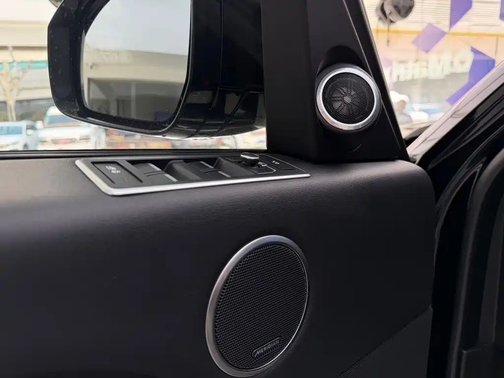 Land Rover Range Rover 2018 — фото 13