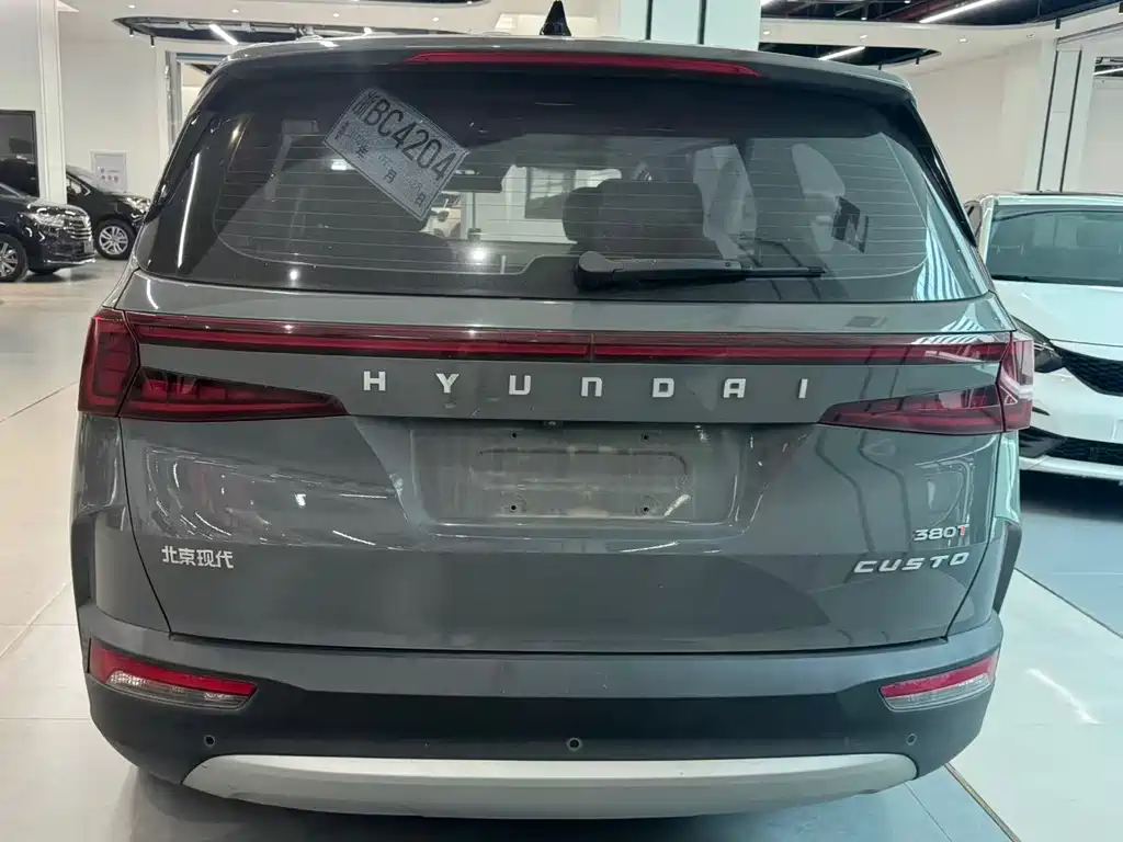 Hyundai Custin 2022 — фото 4