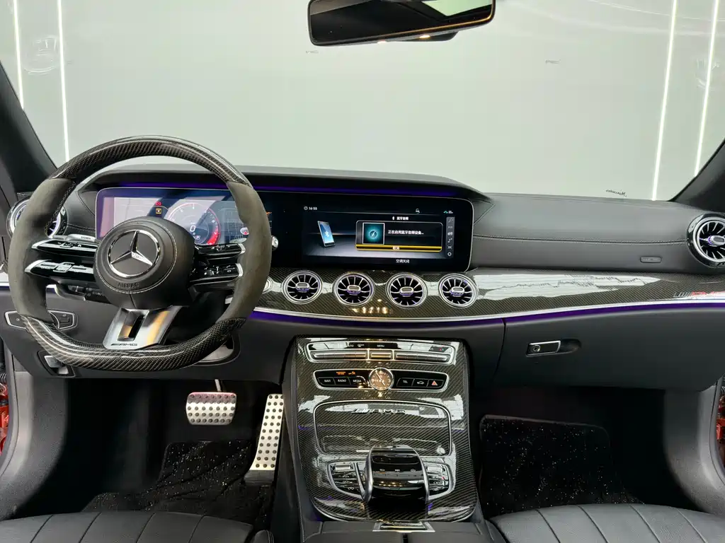 Mercedes-Benz E-Class 2018 — фото 12