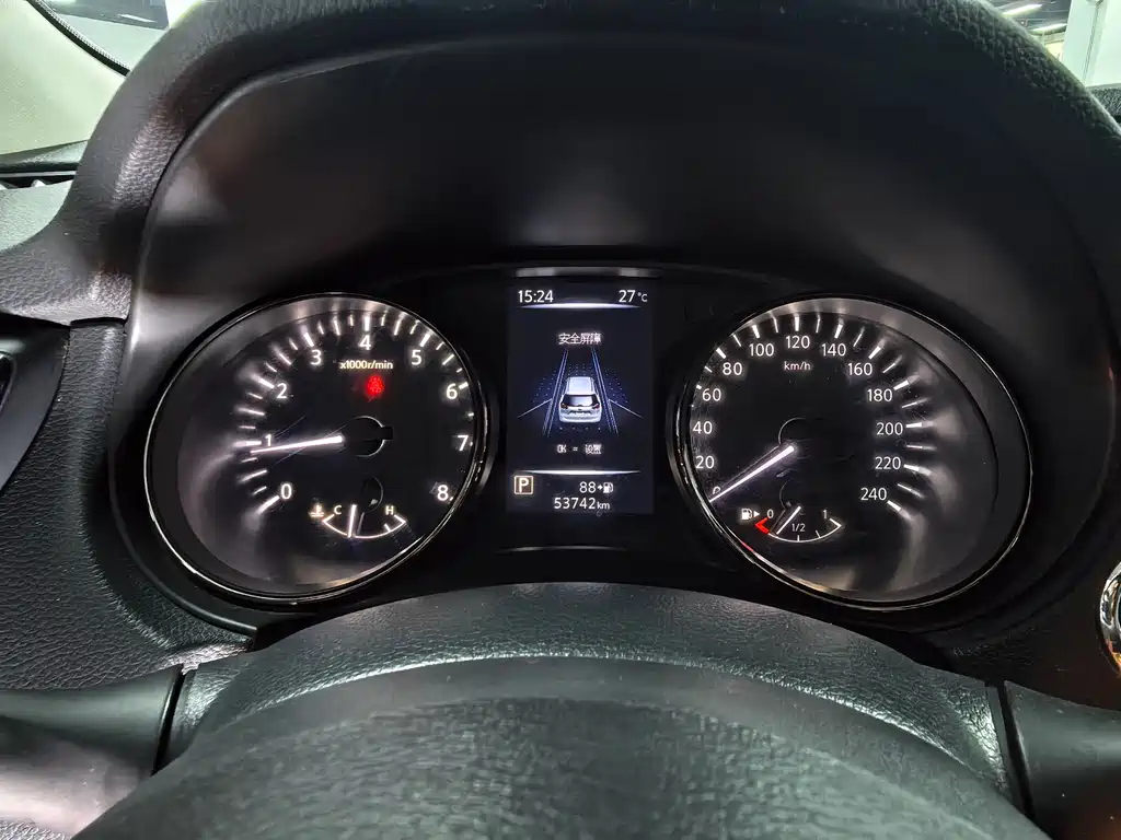 Nissan X-Trail 2023 — фото 13