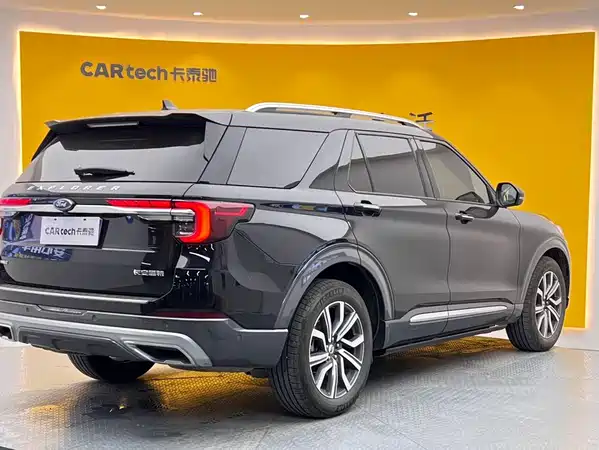 Ford Explorer 2024