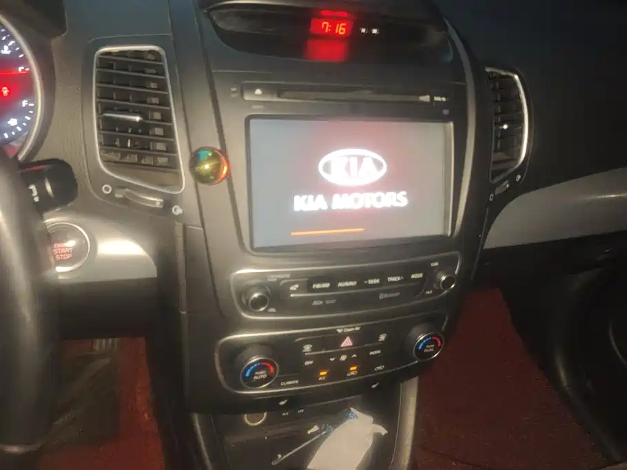 Kia Sorento 2014 — фото 13