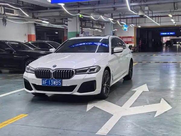 BMW 5 Series 2023