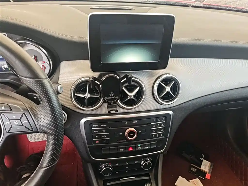 Mercedes-Benz GLA 2016 — фото 13
