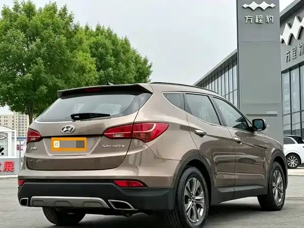 Hyundai Santa Fe 2015