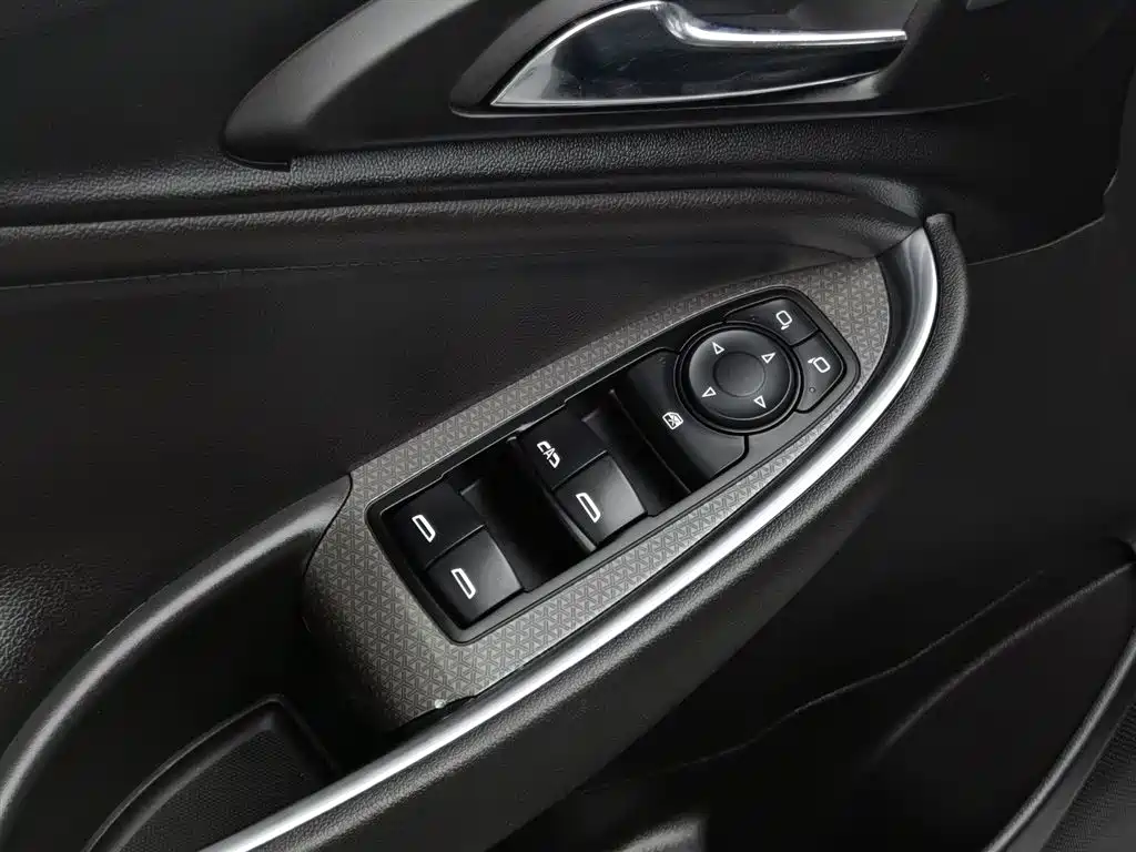 Chevrolet Malibu XL 2021 — фото 9