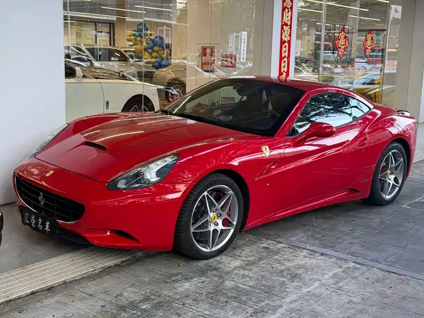 Ferrari California T 2010
