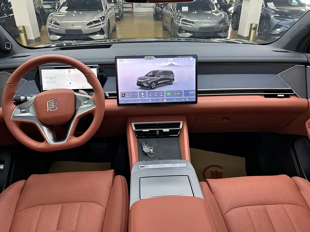 BYD Tang L 2025