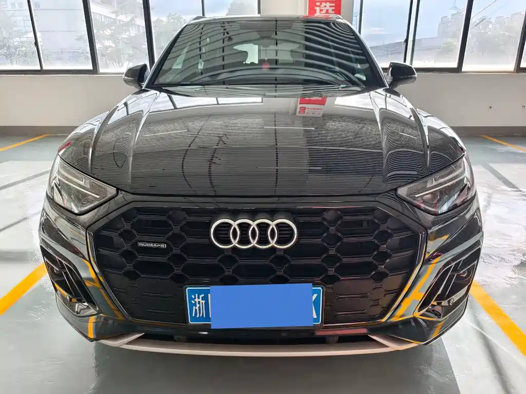 Audi Q5L 2025