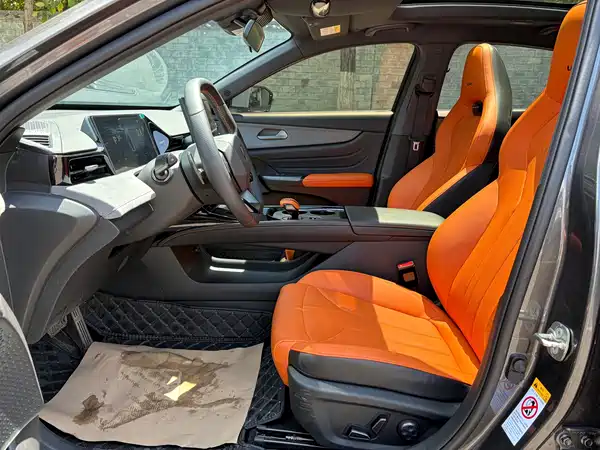 Changan UNI-V 2025