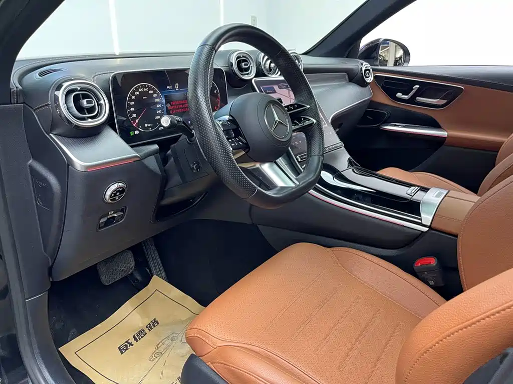 Mercedes-Benz GLC 2023 — фото 12