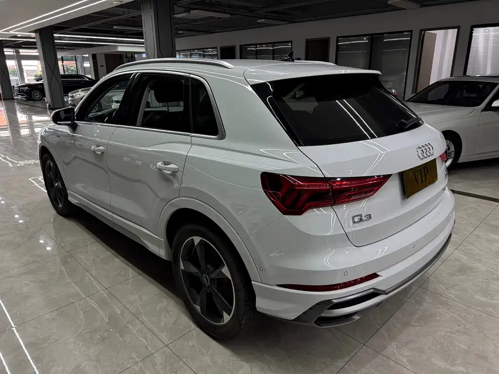 Audi Q3 2022