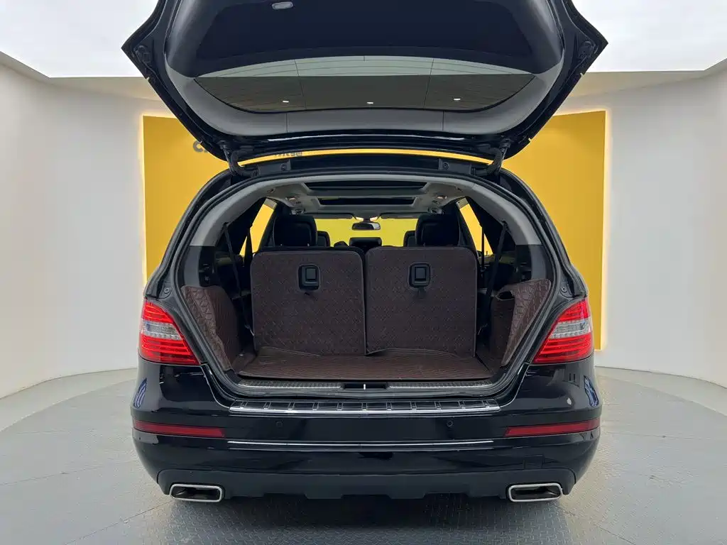 Mercedes-Benz R-Class 2017 — фото 13