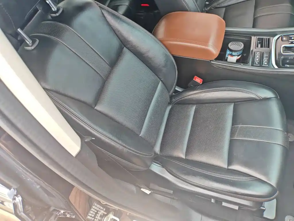 GAC Motor Trumpchi GS8 2017 — фото 25