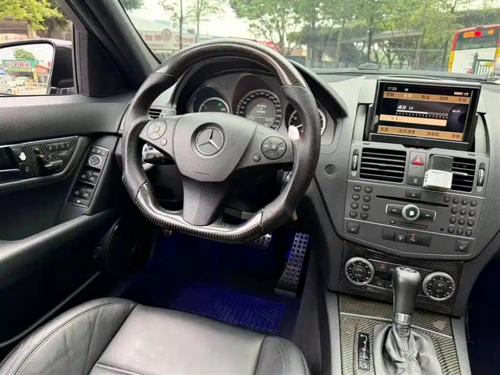 Mercedes-Benz C-Class AMG 2012 — фото 9
