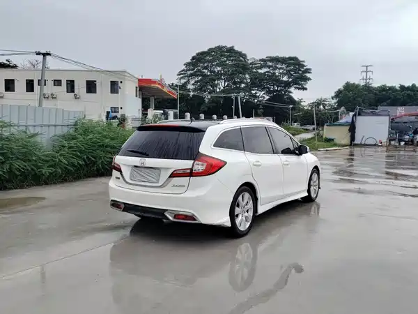 Honda Jade 2014