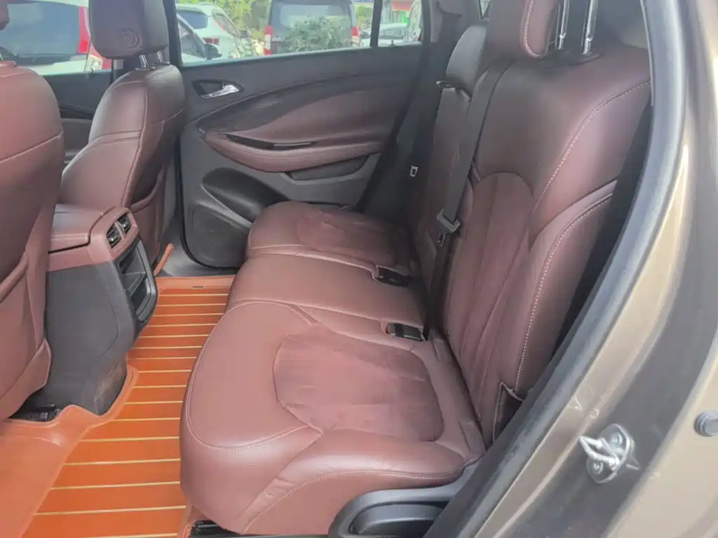 Buick Envision Plus 2017 — фото 17
