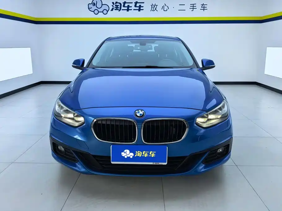 BMW 1 Series 2018 — фото 2
