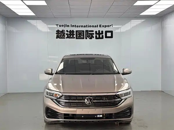 Volkswagen Sagitar 2023