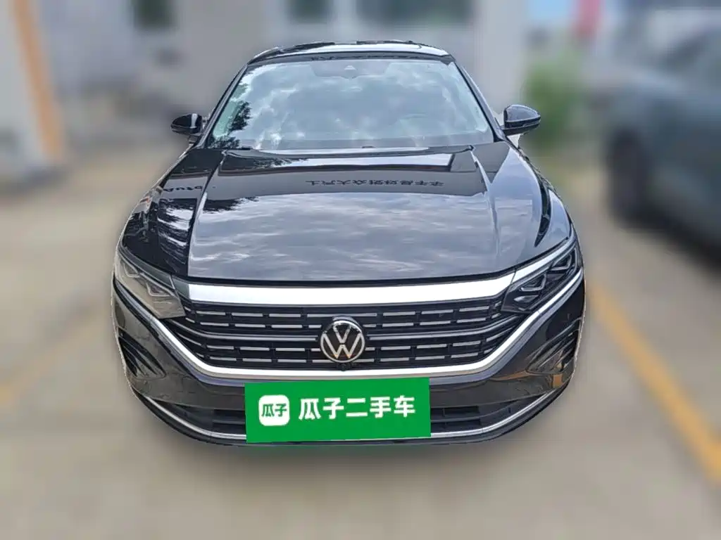 Volkswagen Passat 2024