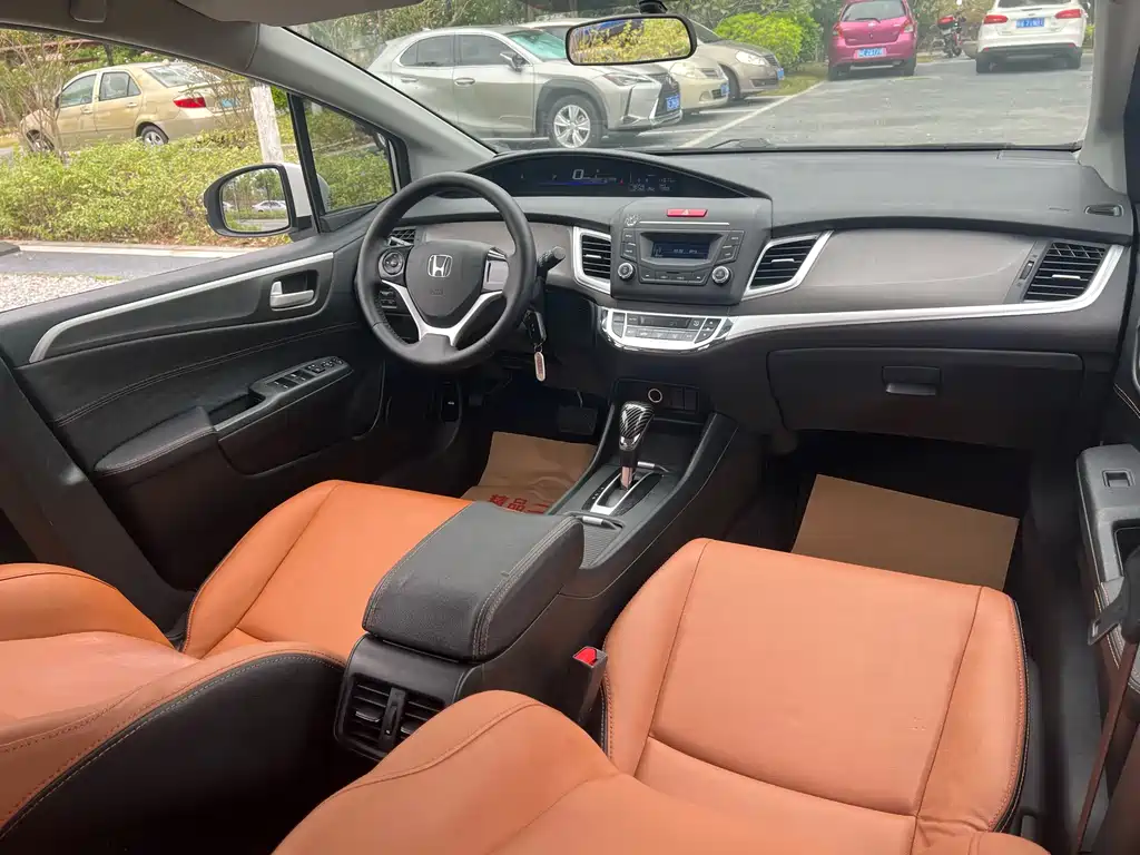 Honda Jade 2017 — фото 17
