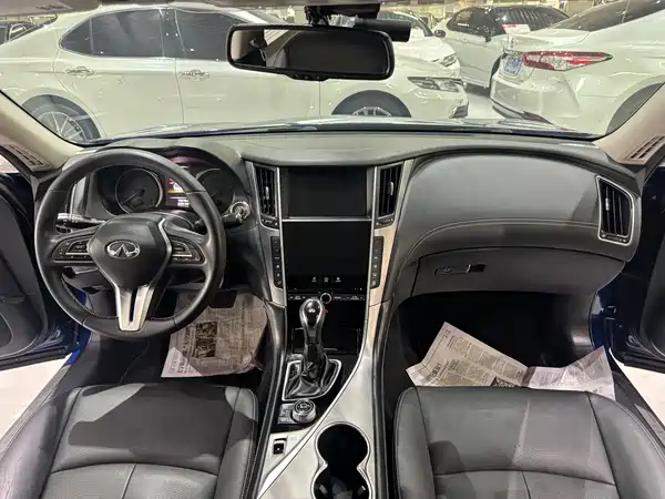 Infiniti Q50L 2018