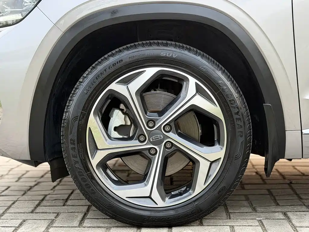 Geely Xingyue L 2023 — фото 26