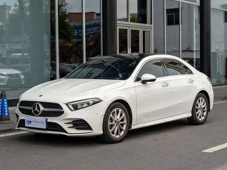 Mercedes-Benz A-Class 2021 — фото 1