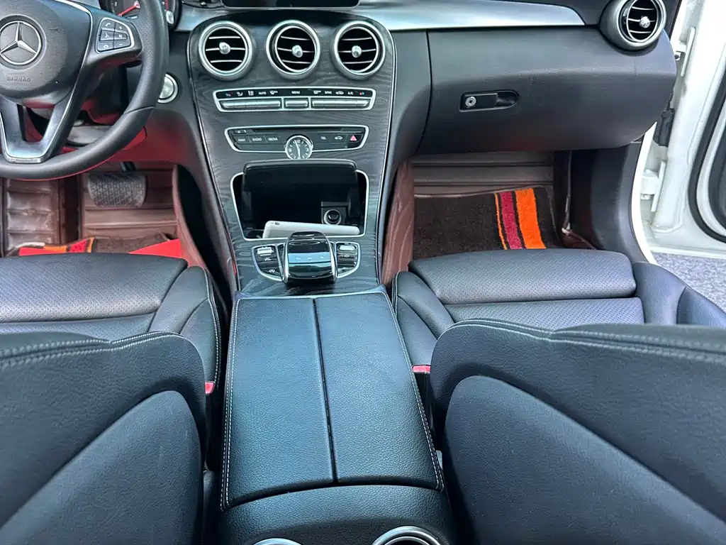 Mercedes-Benz C-Class 2017 — фото 16