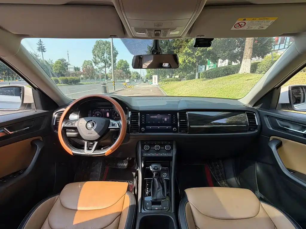 Skoda Kodiak GT 2019 — фото 13