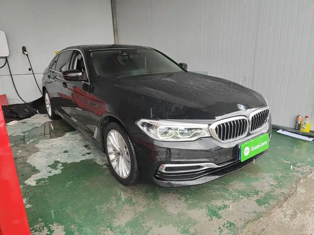BMW 5 Series 2020