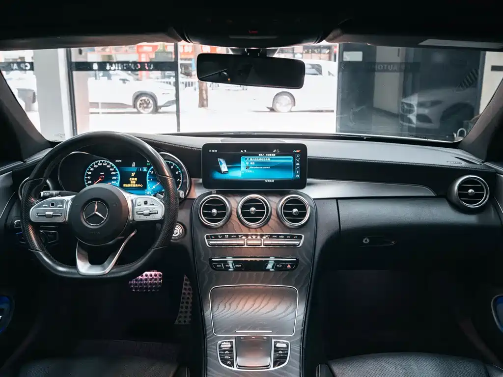 Mercedes-Benz C-Class 2019 — фото 12