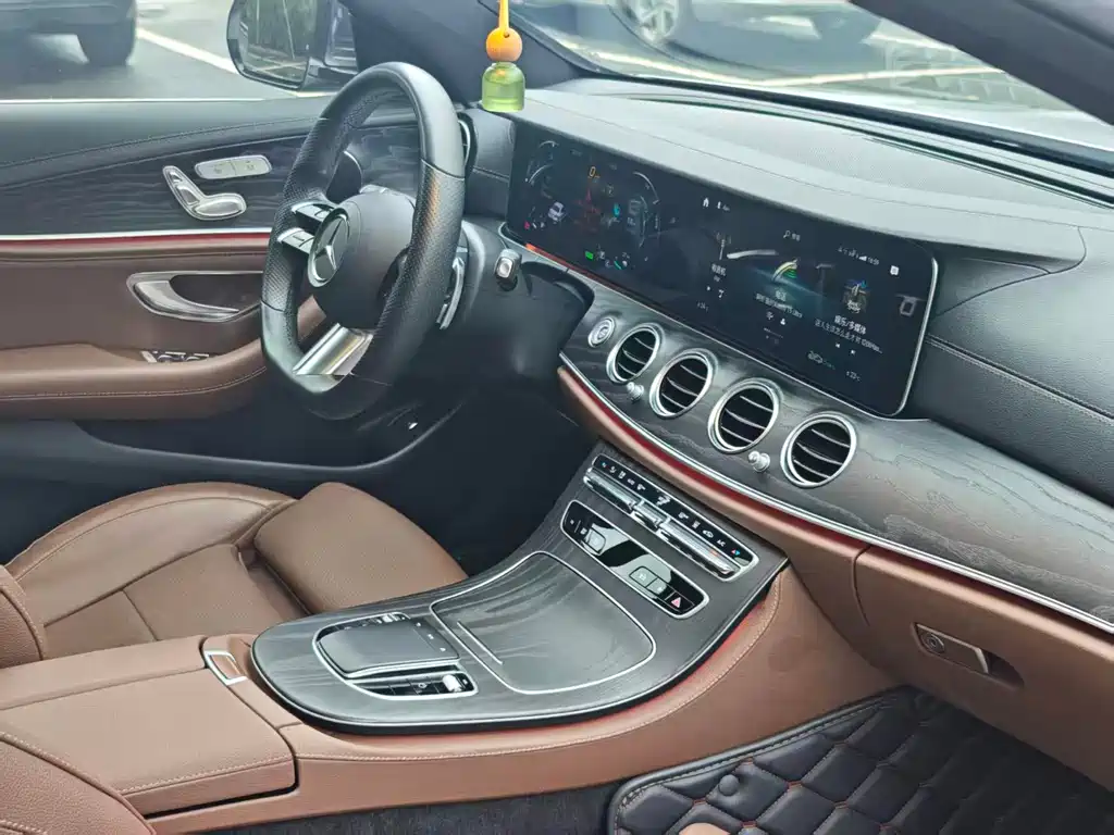 Mercedes-Benz E-Class New Energy 2022 — фото 11