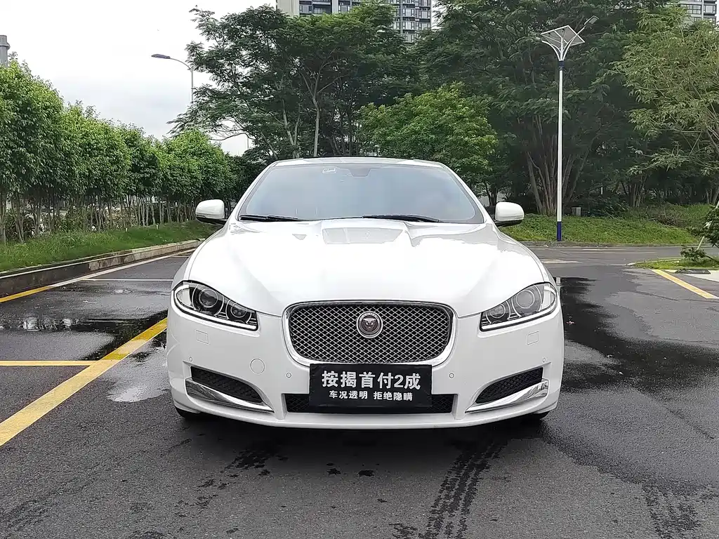Jaguar XF 2015 — фото 3