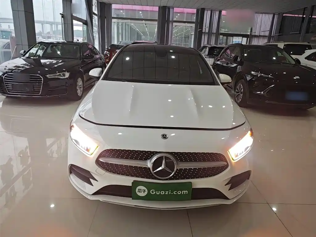 Mercedes-Benz A-Class 2022 — фото 3