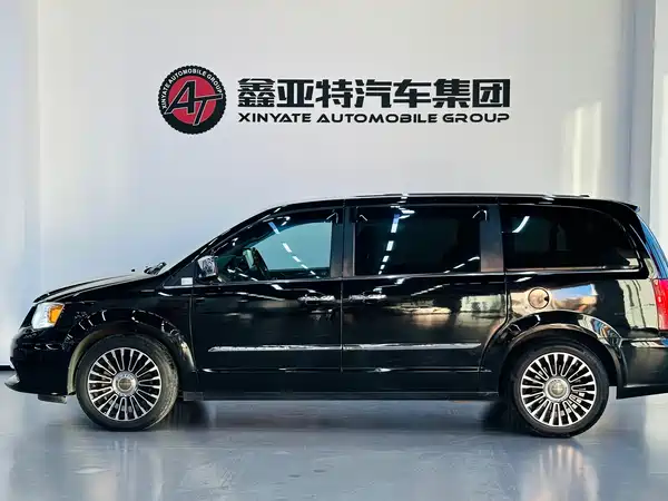 Chrysler Grand Voyager 2013